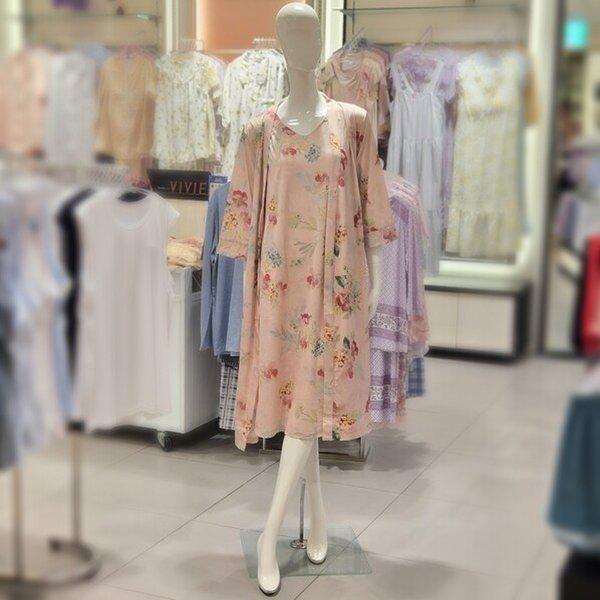 AK Bundang店 フラワー捺染 女性ガウンワンピースパジャマセット GW8882EGW8882T