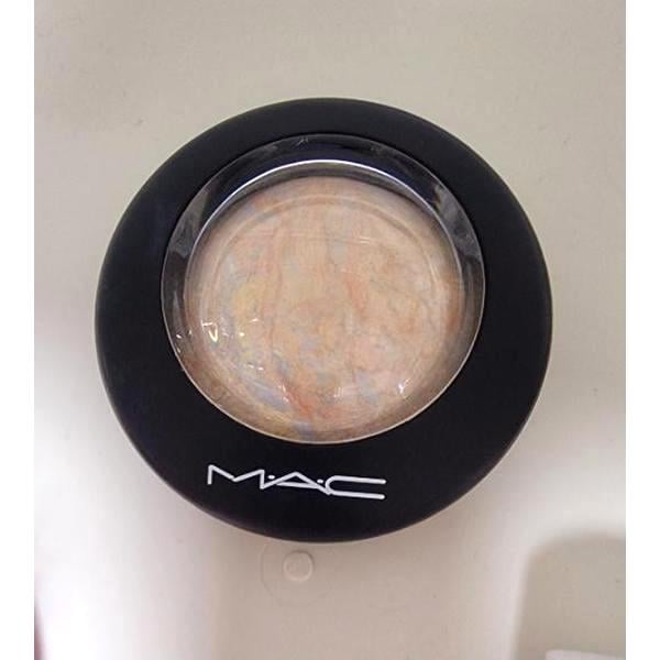 ミネラル·ライズ·スキン·フィニッシュ