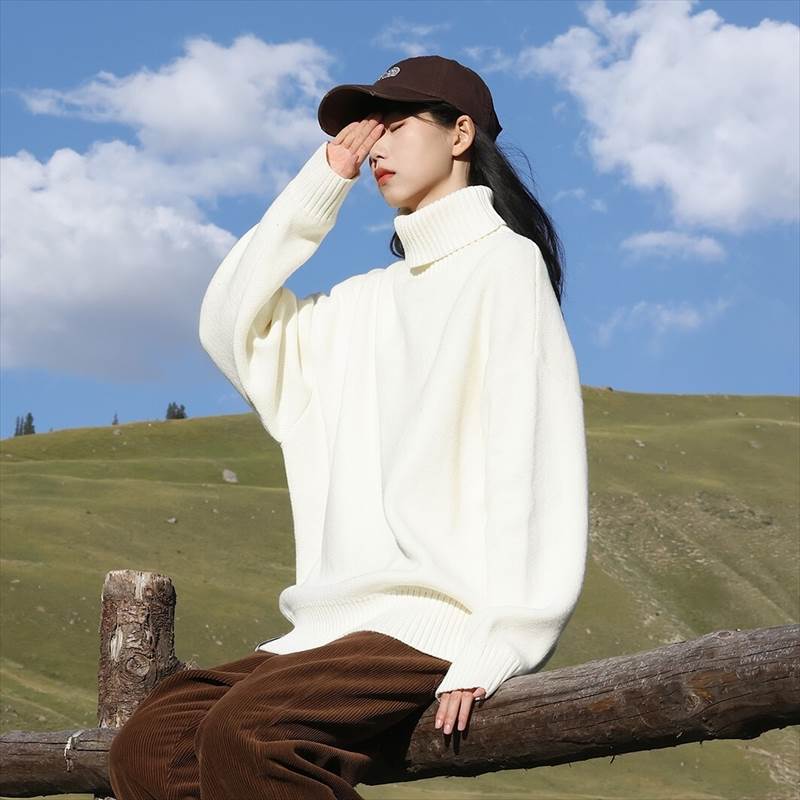 トップス セーター ニット プルオーバー 長袖 タートルネック オーバーサイズ 個性的 S M L XL オフホワイト 黒 かわいい 大人可愛い シンプル カジュアル かっこいい おしゃれ こなれ感