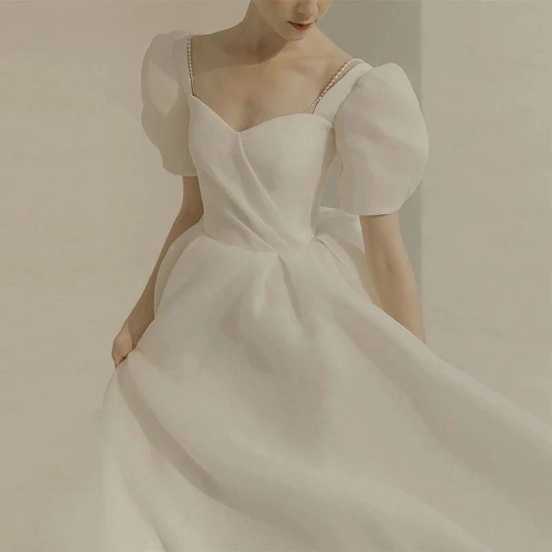 高級感ウェディングドレス 結婚式 韓国ドレス イブニングドレス パーティードレスウェディング花嫁 バブル袖 ホワイト