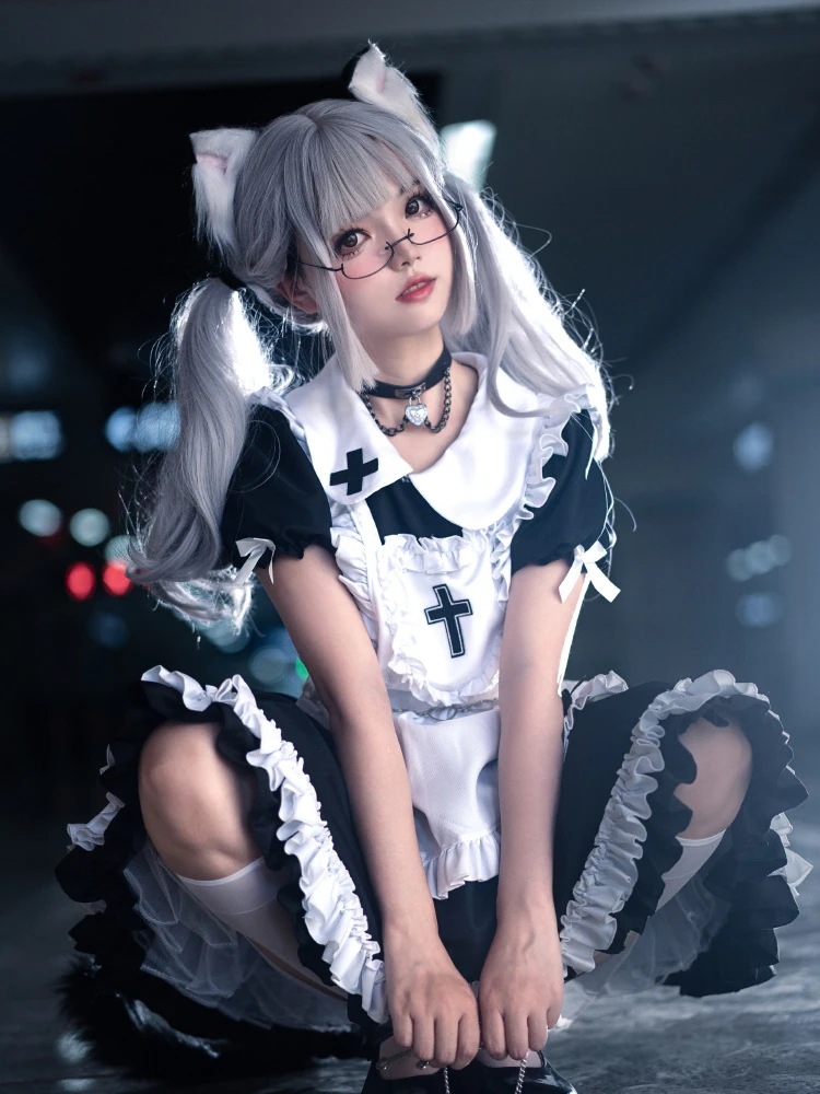 クリスマス ロリータコスプレメイド服定番白黒ロリータCOSハニーナースメイド制服セットラージサイズ