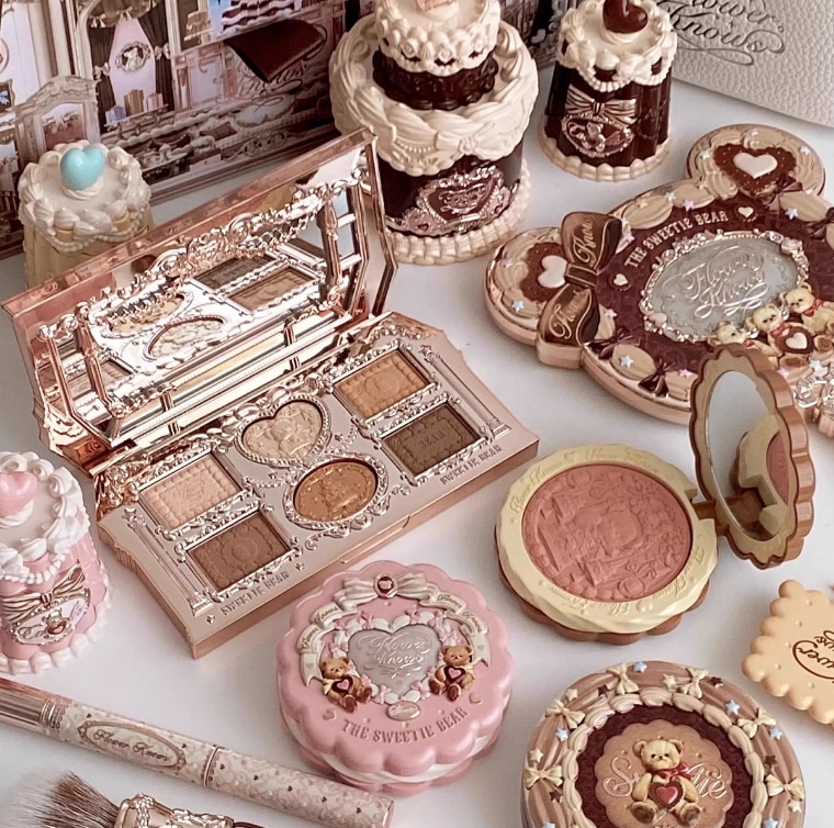 Qoo10] FLOWER KNOWS 【限定 スウィートベアシリーズ福袋】アイ