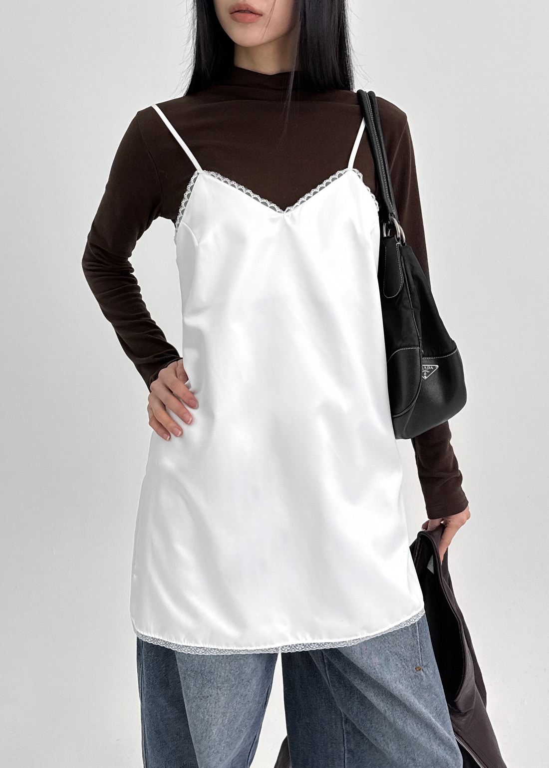 パリシンレースサテンミニドレス