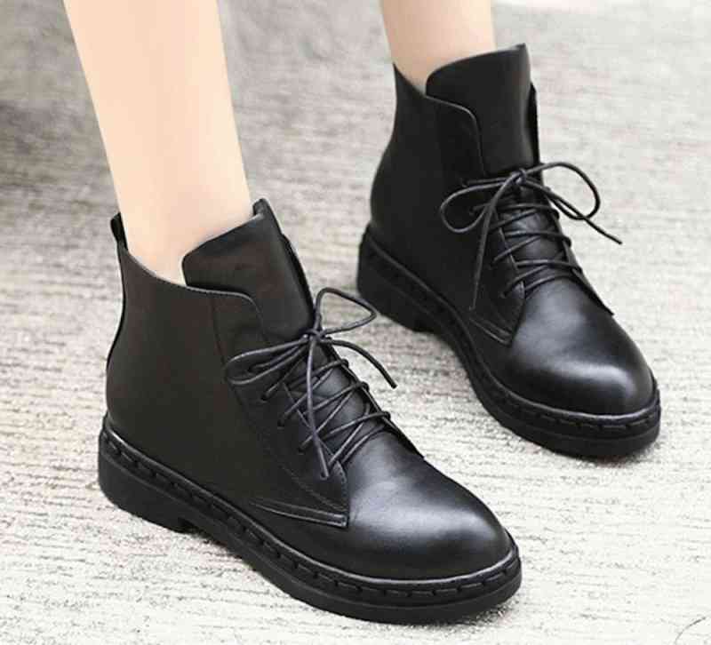 ブーツ レディース 防寒 軽量 ウォーキング ローヒール ヒール スニーカー 靴 軽い 本革 雨 歩きやすい ミドル 4E ミドル丈 冬 防水 秋 兼用 滑らない 厚底 春 おしゃれ ショート 夏 ロ