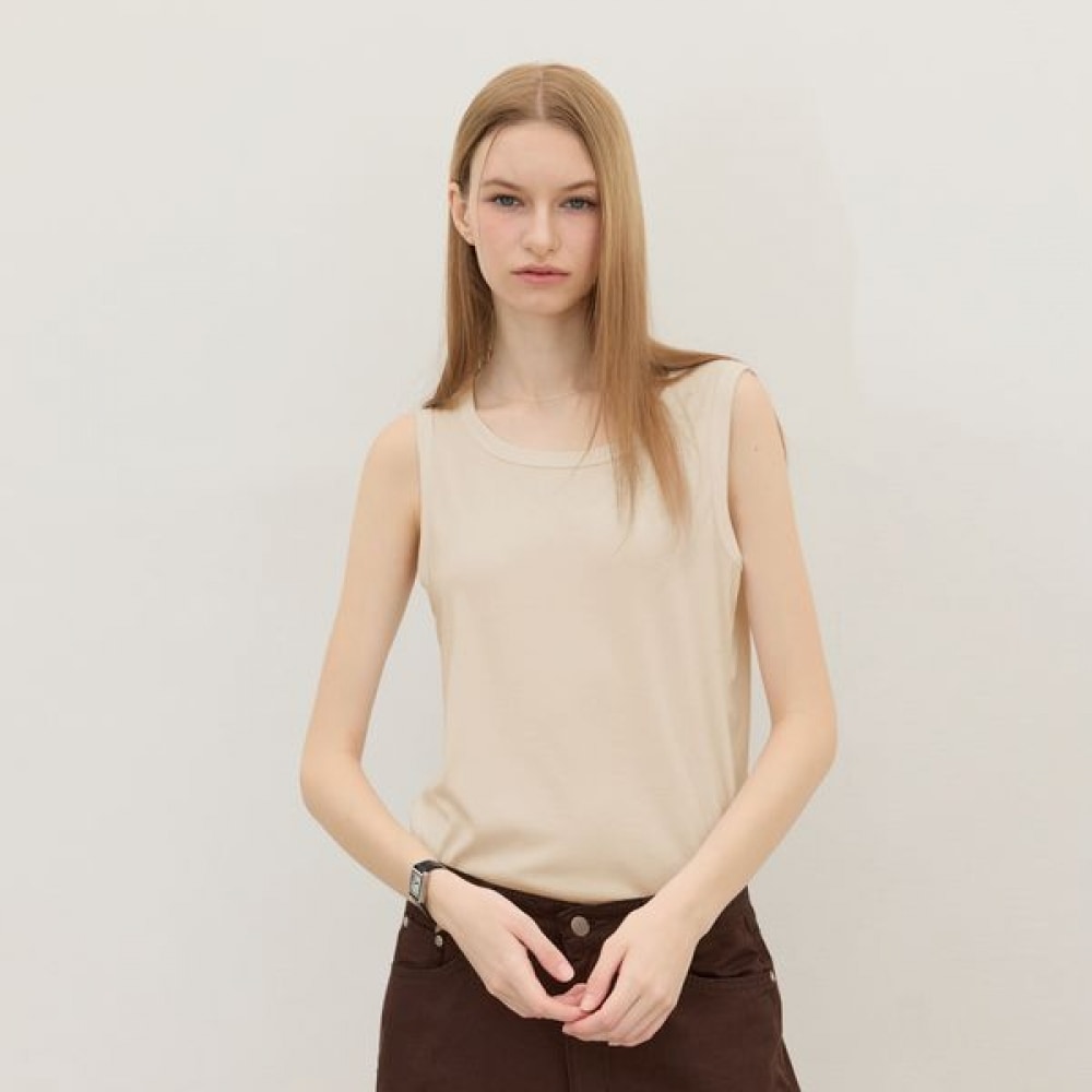 [リアーナニューヨーク] ミニマリストデイリーノースリーブトップ_ライトベージュ 4,611円