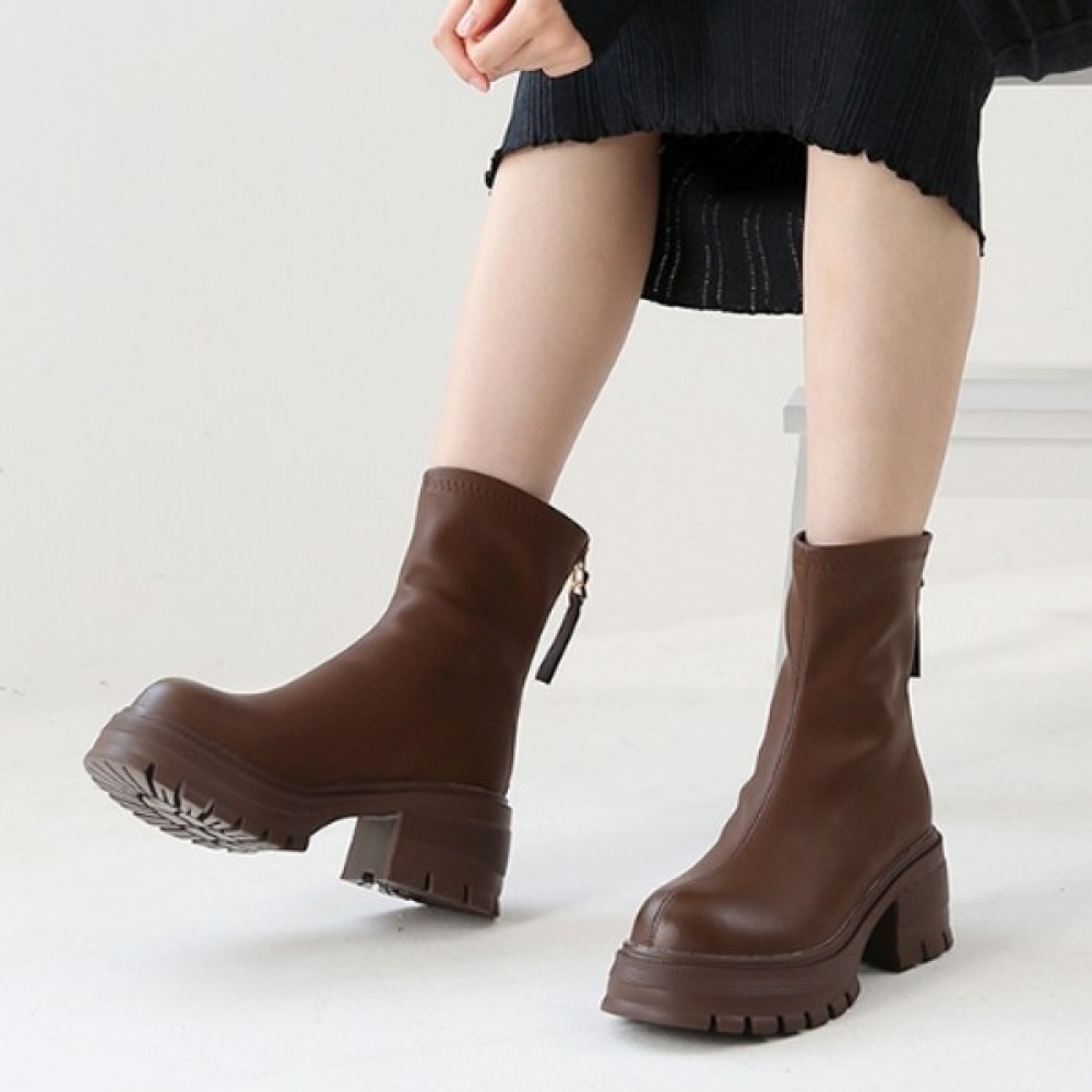 (Ninas Paris) タッセルバックジッパースパンアンクル 5,715円