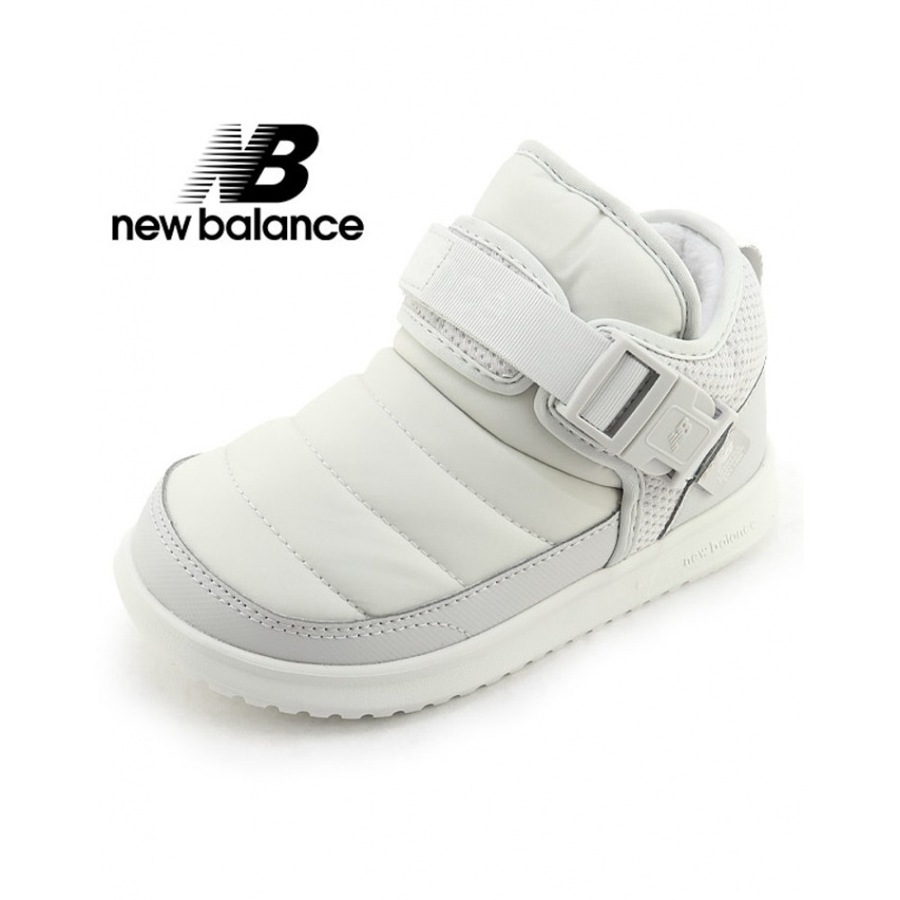ニューバランスキッズパッド入りブーツ (YHMMOCG1) _グレー 12,532円