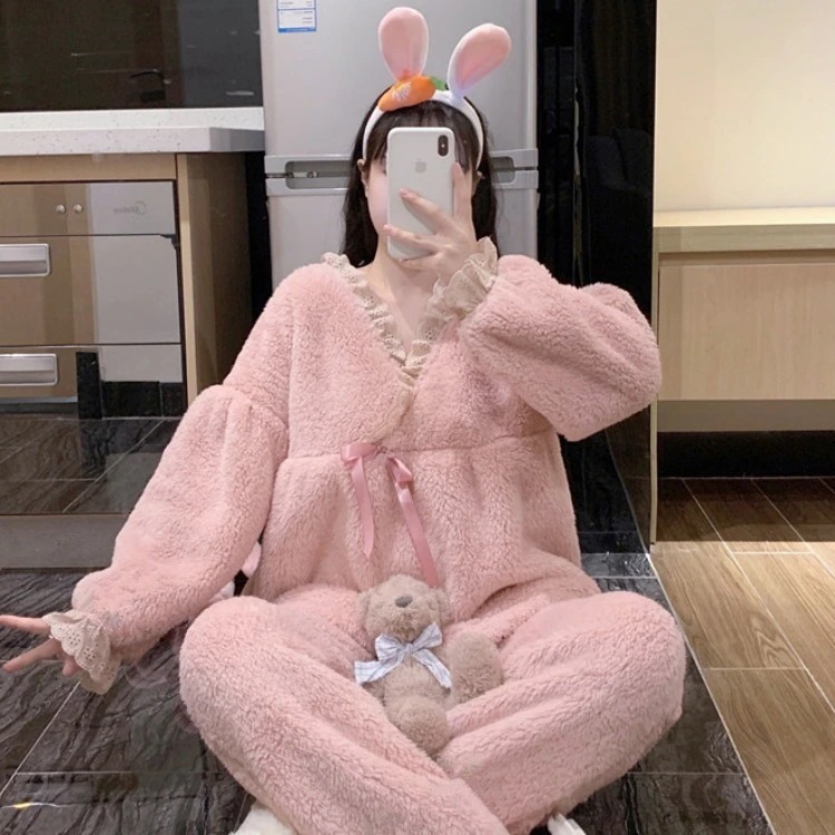 パジャマ女性新型コーラルダウンレトロ冬の長袖ネット赤姫かわいい外着部屋着2点セット