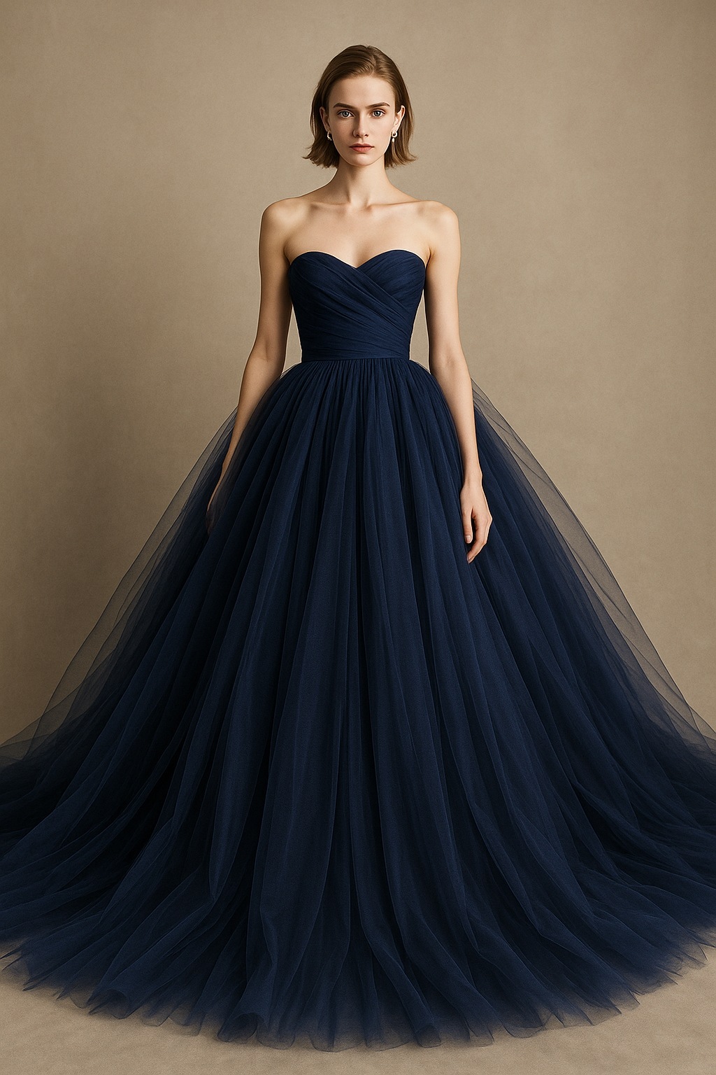 カラードレス ネイビー ベアトップ 柔らかく重ねたチュールスカート シアーな美しさ お呼ばれ/二次会