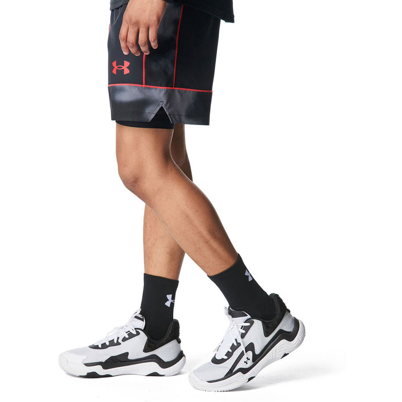 UAスポーン7 バスケットボール シューズ 3028461-103