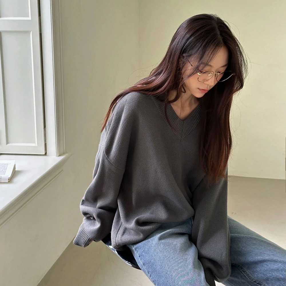 プレーンVネックルーズニットトップス