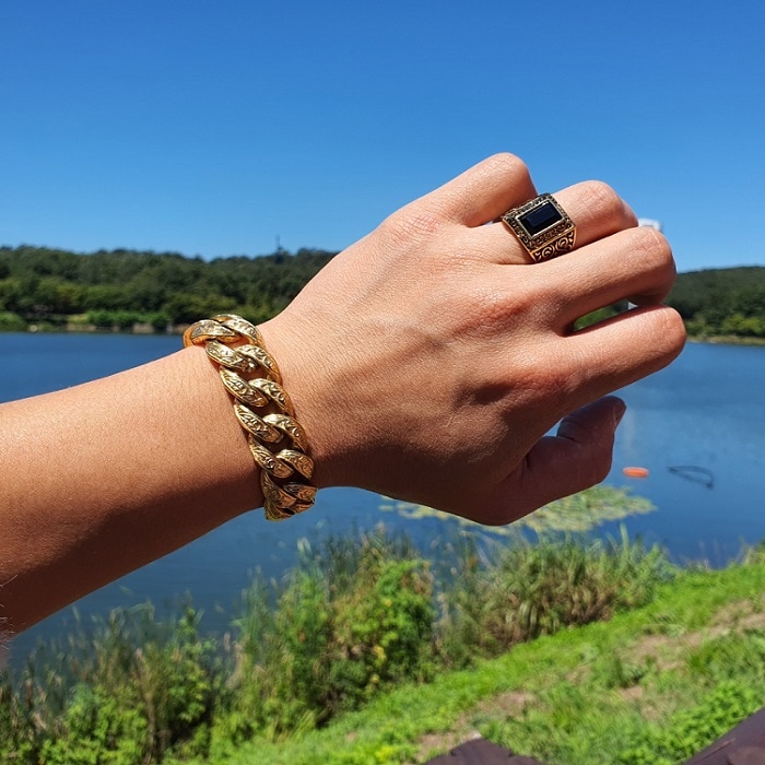 ノーブルンステンレススチール18mmゴールドメッキクロム柄名品芸能人韓国男性チェーンブレスレット