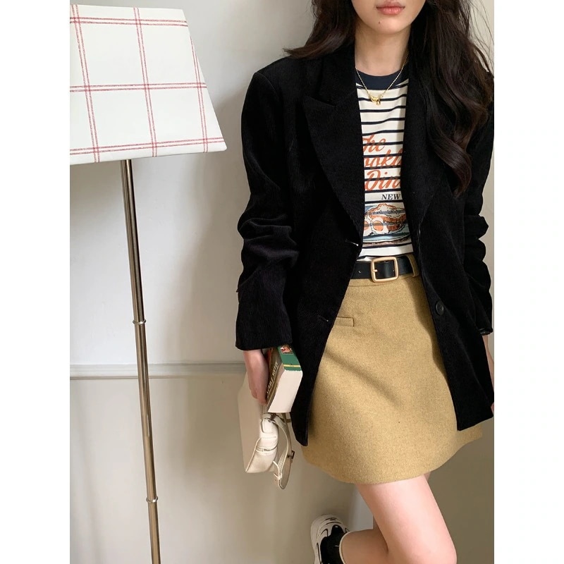 早秋の新しいコレクション 高級感ゆったりとしたカジュアルコーデュロイスーツジャケット