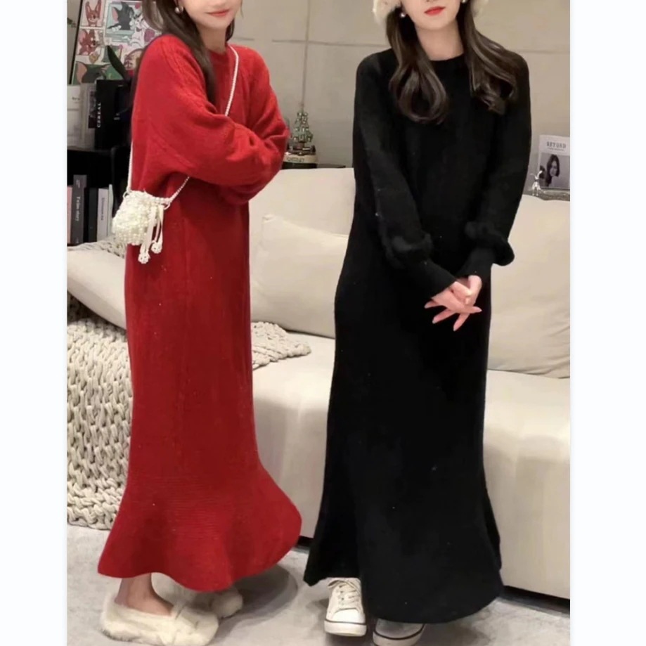 秋冬の新型ファッション洋風亮糸赤い新年ニットワンピース女性ゆるい中長セーター魚尾スカート