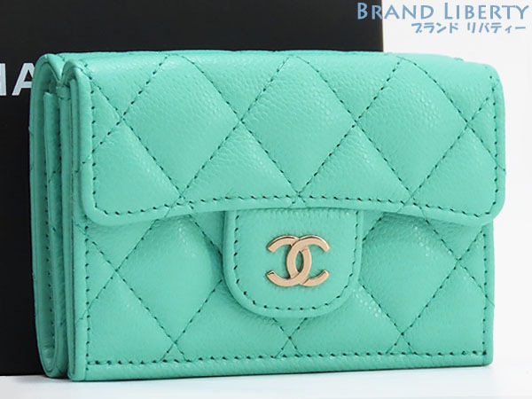新古品シャネルマトラッセココマークキャビアスキンクラシックスモールフラップウォレットミニウォレット三つ折り財布コンパクト財布ターコイズAP0230A84401