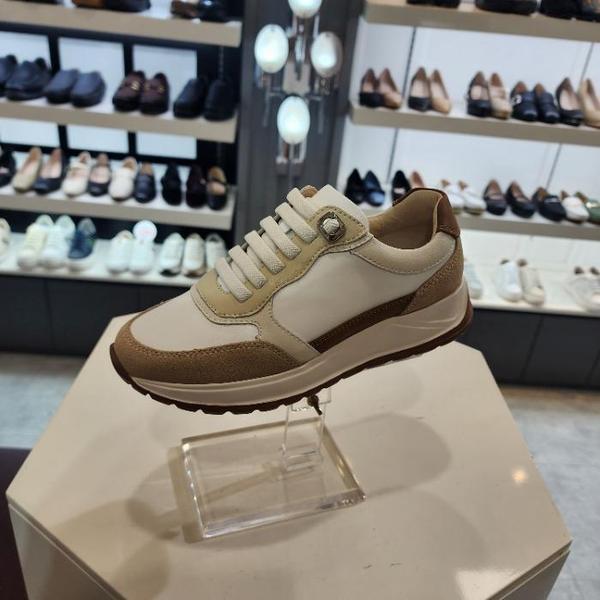 HC10 女性ブラウンシンプルバンドスニーカー LCWS17U61385 (43698605)