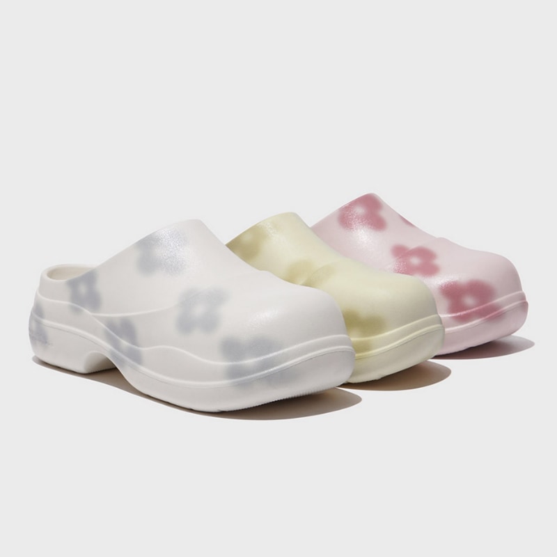 [IVE-ウォニョン着用] FLORAL SHADOW CLOG - 3color 身長アップ 4cm台 フラット サンダル フローラルシャドウクロッグ フラワーレインブ
