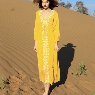 ワンピース ロング ロング丈 袖あり Vネック 綿 麻 かわいい 可愛い きれいめ カジュアル おしゃれ お洒落 アジアン こなれ感 キュート 個性的 クール セクシー エレガント 存在感