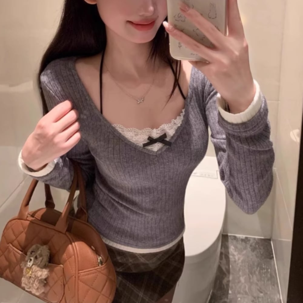 トップス レディース 長袖 シンプル Vネック タイト 立体 普段使い きれいめ かわいい かっこいい 大人女子 大人可愛い キュート カジュアル 大人 おしゃれ こなれ感 ガーリー モード 個性的