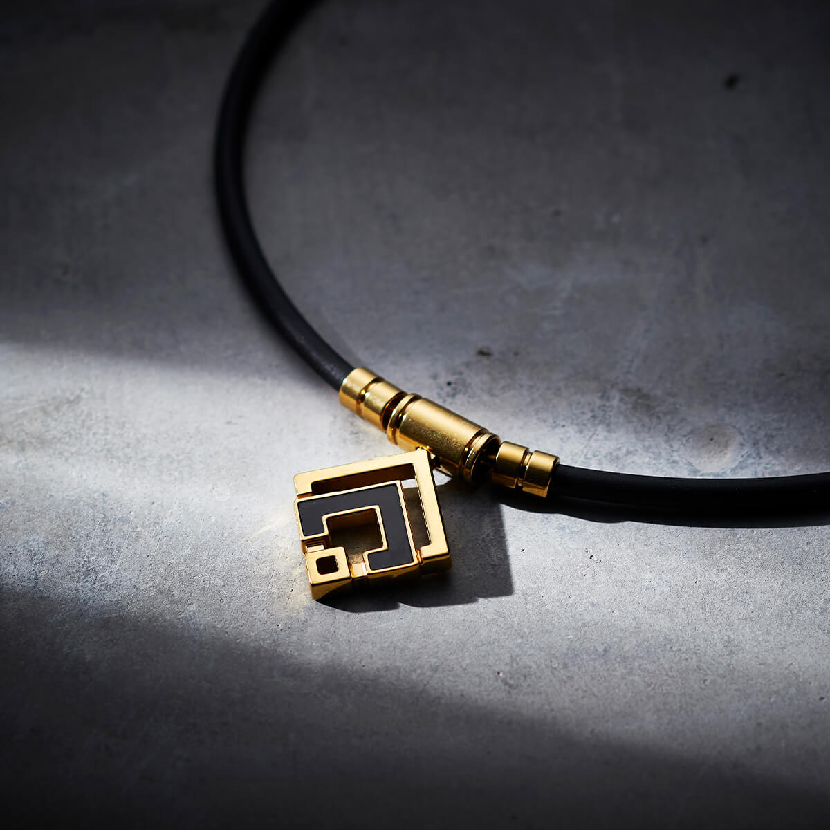 TAO 磁気 ネックレス α ARAN 血行改善 コリ改善 正規品 健康アクセサリー ギフト 肩こり