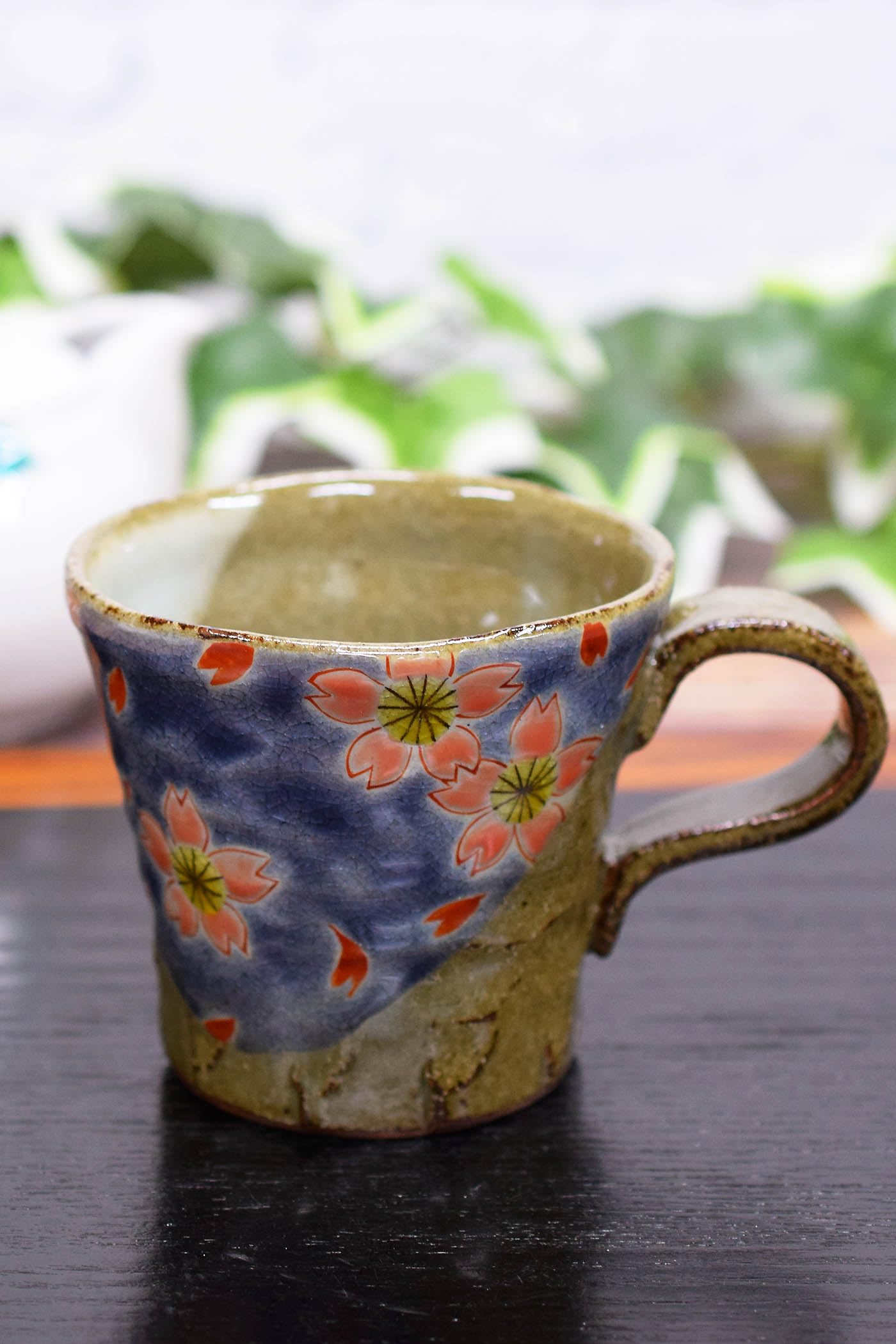 和座の蔵 おしゃれ コーヒーマグ 九谷焼 マグカップ 桜 陶器 高級 ブランド 食器 日本製 誕生日プレゼント 還暦祝い 古希祝い 喜寿祝い 米寿祝い ギフト