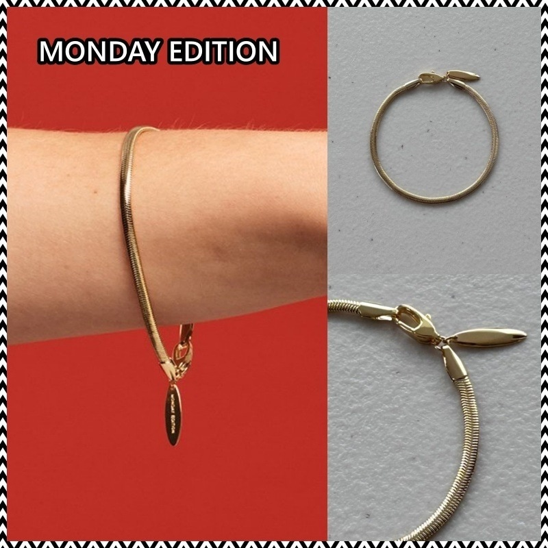MONDAY EDITION Golden Chain Bracelet 1