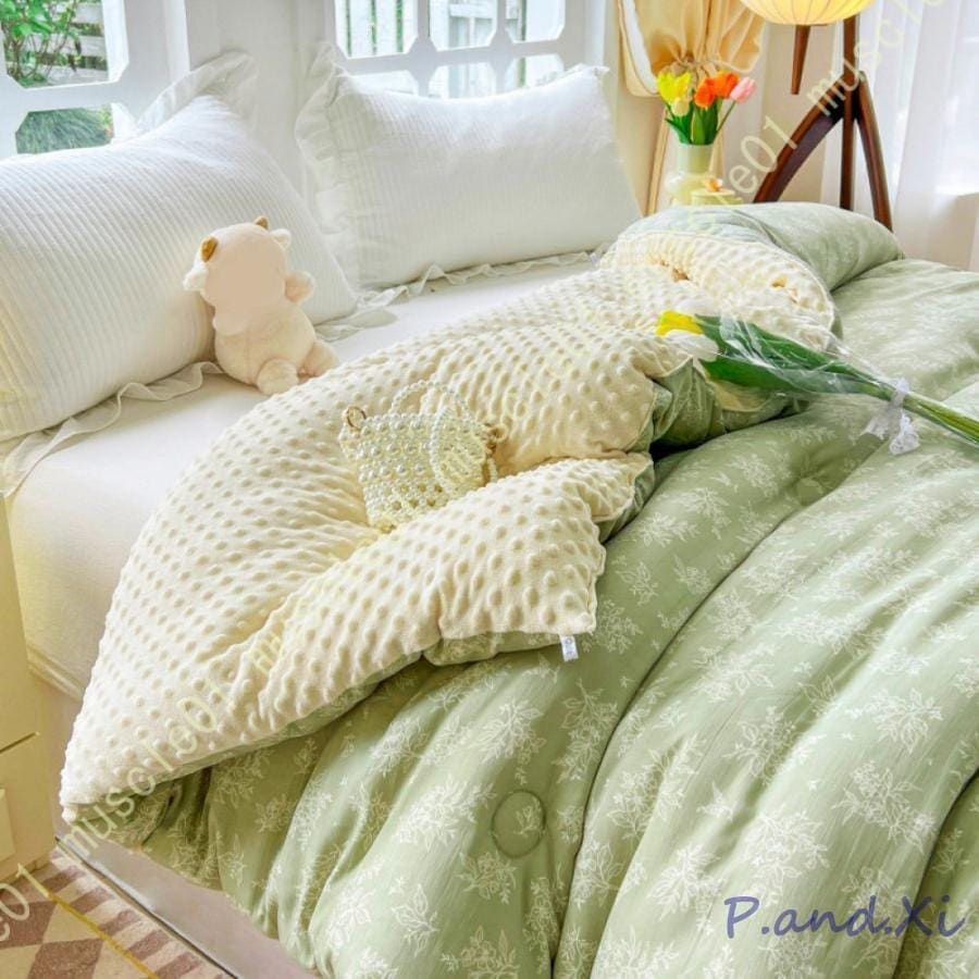 掛け布団 冬 冬用布団 シングル ダブル 秋冬向き 暖かい 接触温感 保温 フランネル生地 冬用 洗える 掛け布団 冬用毛布 秋冬 フランネル 雲に包まれる