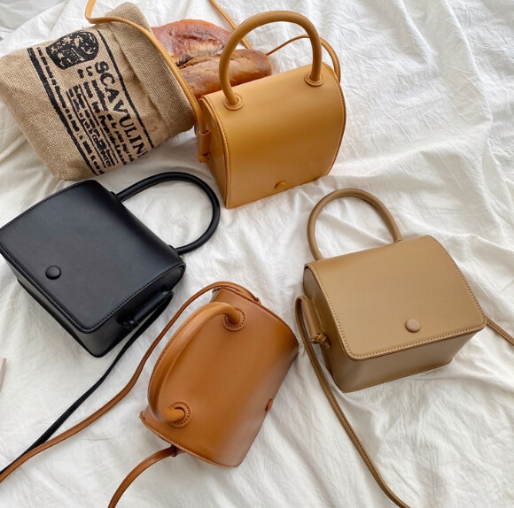 【全店任意2枚購入で100円OFF】INSスタイル　レトロ　高品質　大容量　ショルダーバッグ　カバン　ポシェット　pu