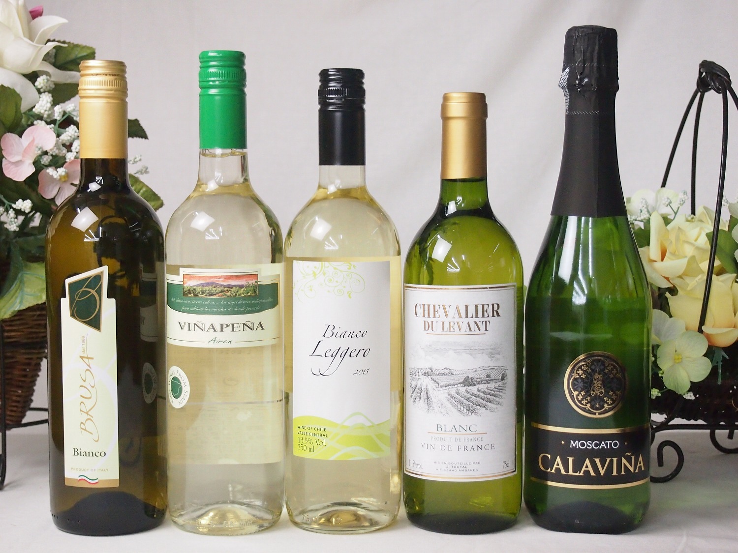 !高品質ワインセット（白４本）+スパークリングワイン（スペイン泡白）豪華セット