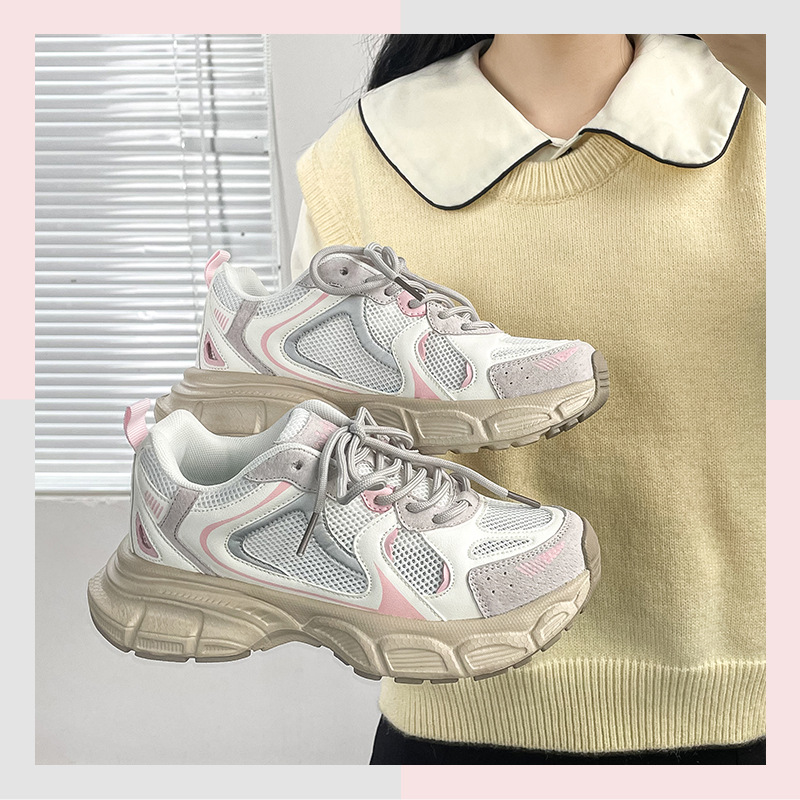 レトロ風ネットランニング靴女2023新ファッション軽やかなおじさん靴靴スポーツシューズ