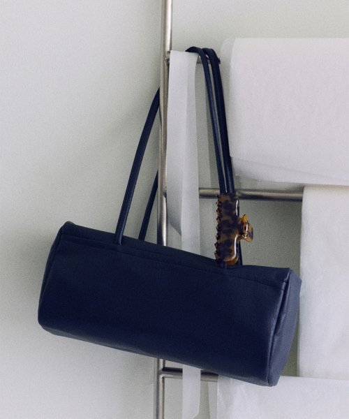 【OVHEE】 Arlo Bowling Shoulder Bag_Navy ショルダーバッグ 正規品
