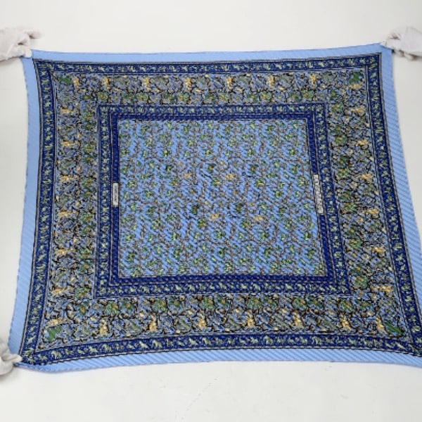 プリーツ インドの狩猟 シルク100％ ブルー