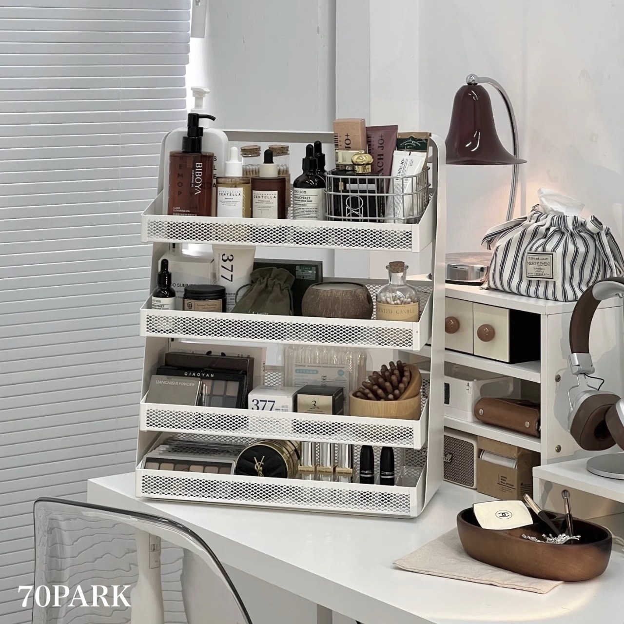 大容量 四段 香水 コスメ ディスプレイ アイアン 収納 ラック 全2色 小物入れ おしゃれ 韓国インテリア 韓国雑貨 北欧 韓国っぽ インテリア雑貨 70PARK
