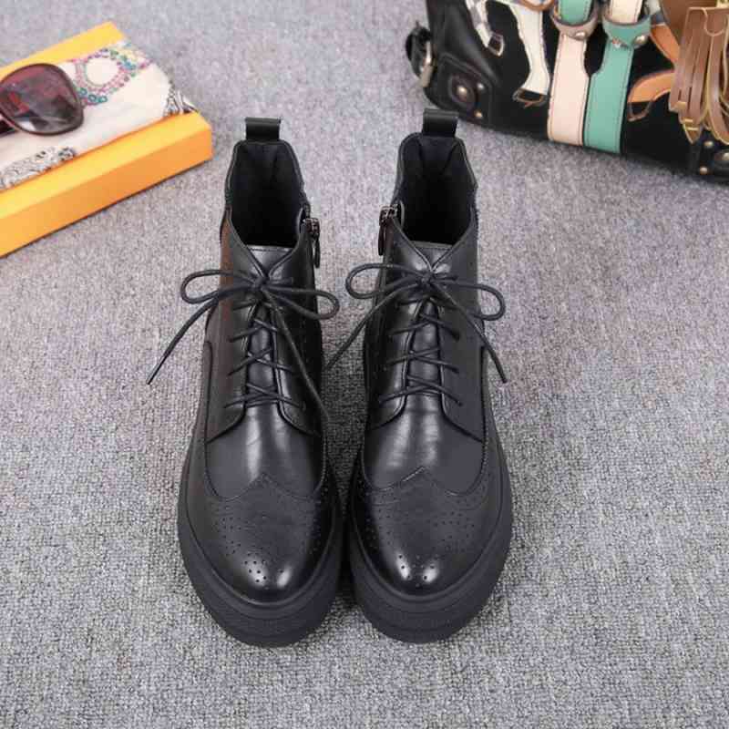 ブーツ レディース 秋 フロント きれいめ 軽量 レザー 冬 滑らない 暖かい ウォーキング おしゃれ ミドル ヒール 4E 撥水 防寒 ショート ミドル丈 革 レースアップ 夏 ロング 兼用 ローヒ