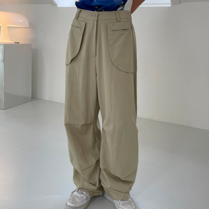 カジュアル ボトムス ロング丈 ワイド パンツ ポケット ボリューム ドレープモップ ハイウエスト ストリート かわいい 大人可愛い きれいめ シンプル カジュアル 大人 上品 おしゃれ 5,227円