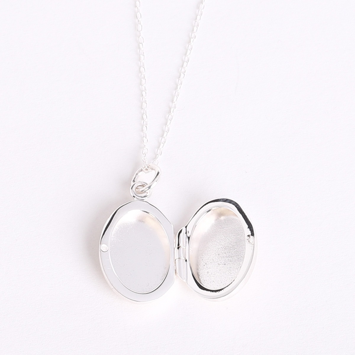 ネックレス レディース シルバー925製 ロケット オーバル シルバー シンプル カジュアル
