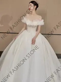 ワンショルダーウェディングドレス2024新作フレンチウェディングドレス-87