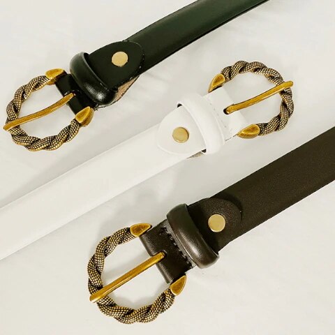 ハイウエストラインとのプロポーションを演出するレディースウエストベルト レディース スカート調