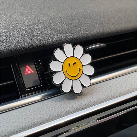 オセント スマイリーワールド デイジ ジェジュ 車用消臭剤