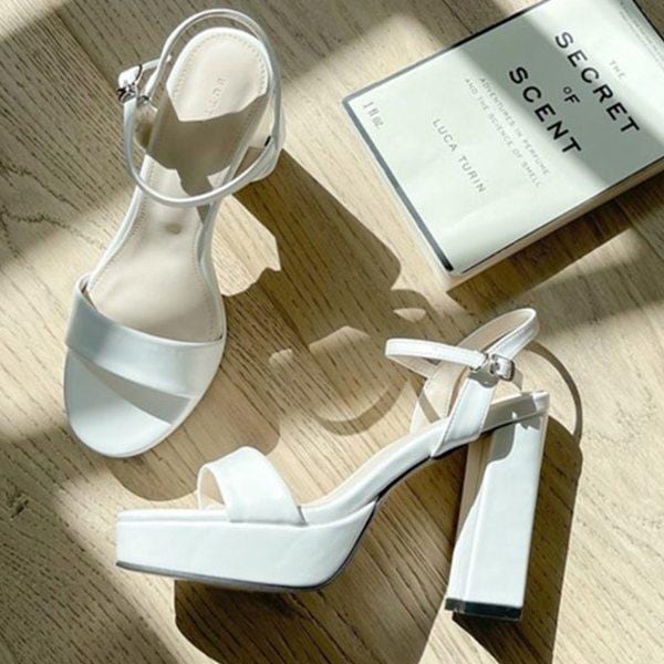 女性用夏靴 ストラップサンダルヒール