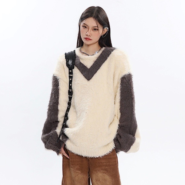 トップス セーター 長袖 ラウンドネック ミディアム丈 プルオーバー ふわふわ かわいい 大人可愛い きれいめ シンプル 上品 おしゃれ かっこいい カジュアル レトロ こなれ感 個性的 主役級