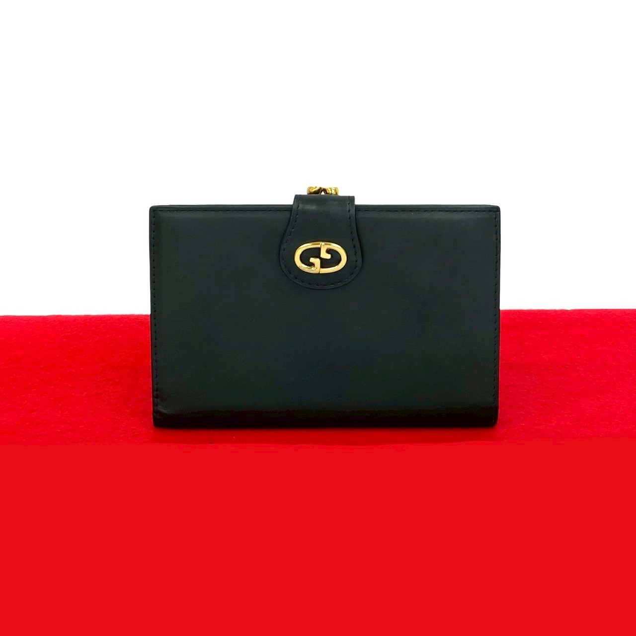 ヴィンテージ GG ロゴ 金具 がま口二つ折り財布 レザー ブラック 28585
