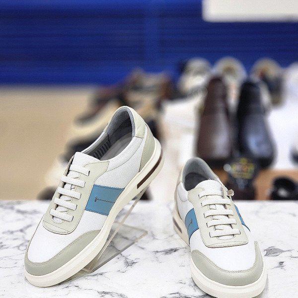 男性4CM軽量ホワイトコンフォートカジュアルバンディングスニーカー 3MQ564W