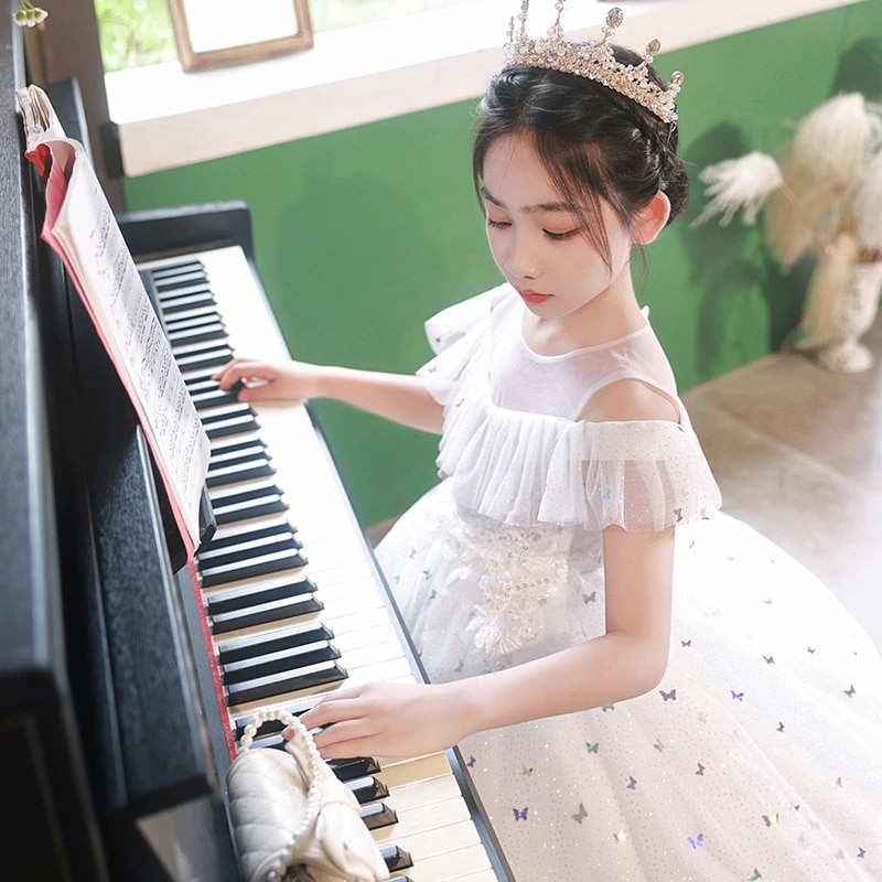 女の子のイブニングドレス誕生日プリンセスドレスフラワーガールウェディングふわふわの糸子供用ホストピアノパフォーマンススーツ