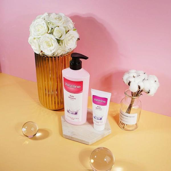 XBGJ9885 ほのかな香り さわやかなベタつきなし ボディローション ハンドクリーム