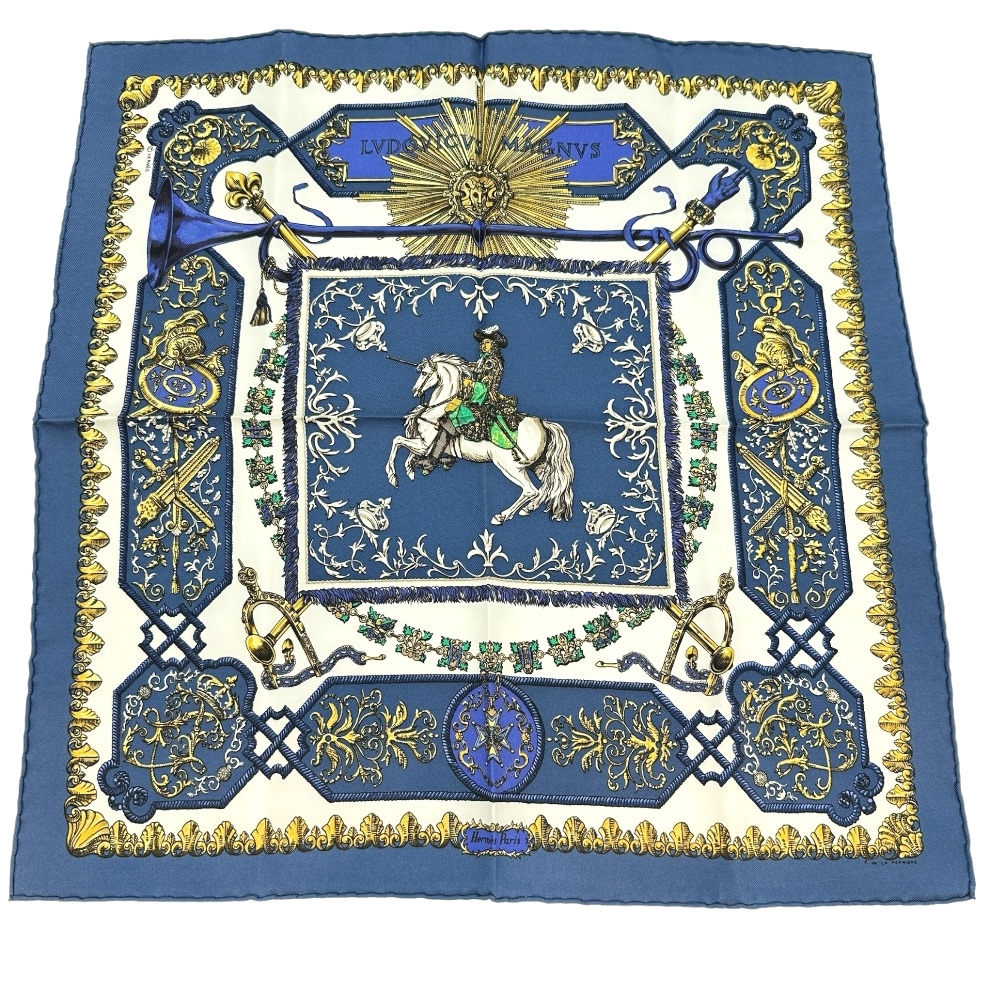 カレ42 LVDOVICVS MAGNVS 白い馬に跨ったルイ14世 スカーフ シルク レディース 中古品 A+ランク 21,158円