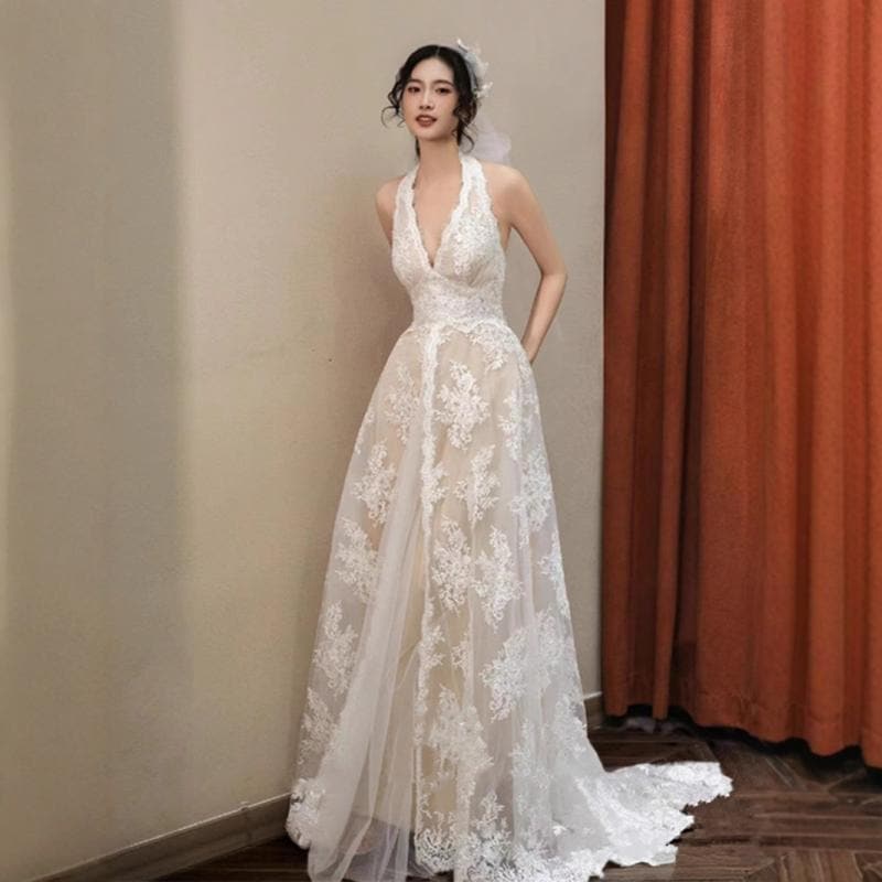 花嫁の結婚式の朝のローブの晩餐会の誕生日の集まりの森系の超仙の韓国式のレースの軽いウェディングドレスの高級感は首のドレスを掛けます