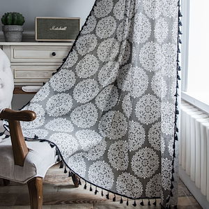 ロマンチックグレー綿麻カーテン+黒いフリンジ半遮光ペンションの装飾暖簾シンプルなカーテン