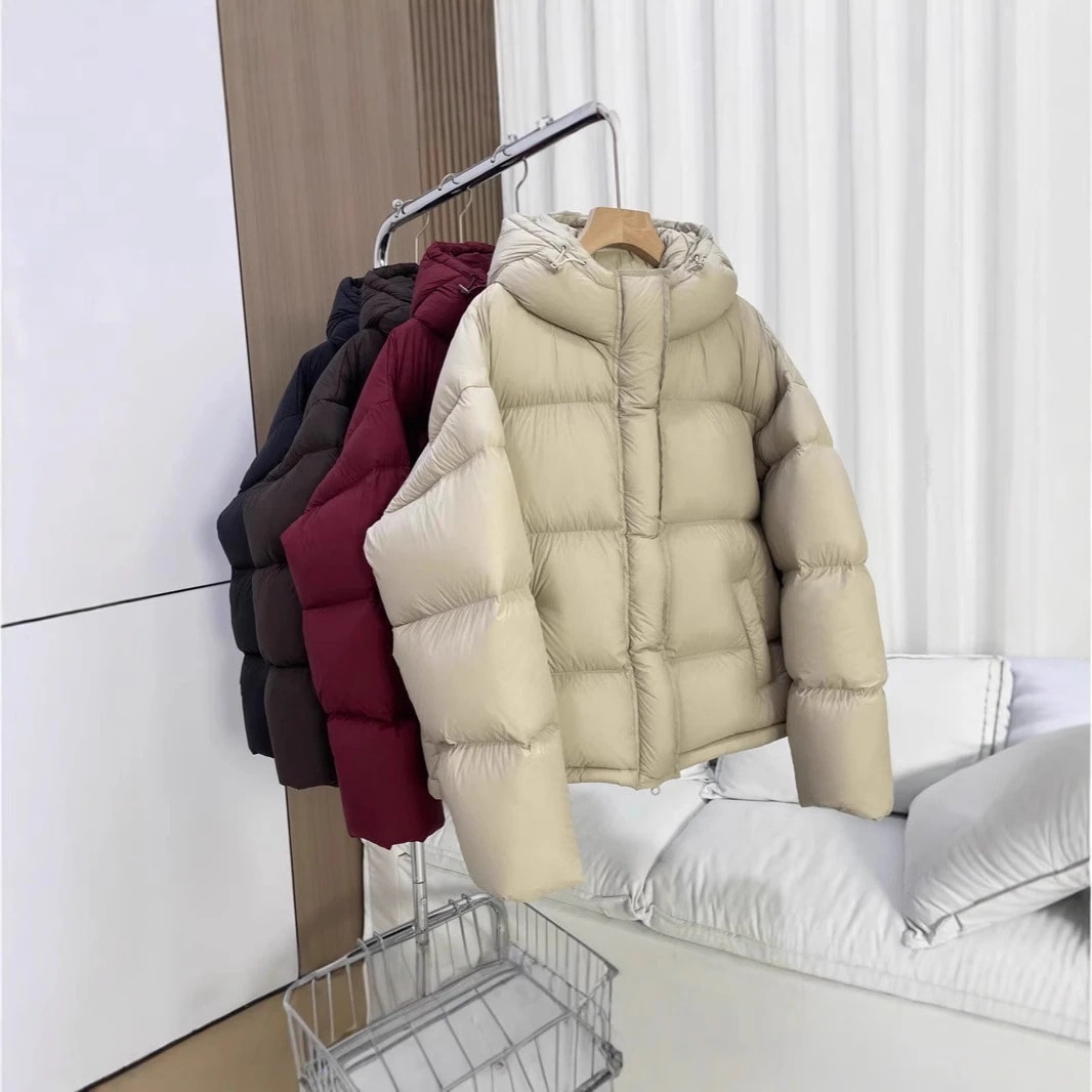 女性用ダウンジャケット2025冬新スタイルショートフード付きスモールホワイトダックダウンブレッドジャケットパフ韓国版厚みトレンディ