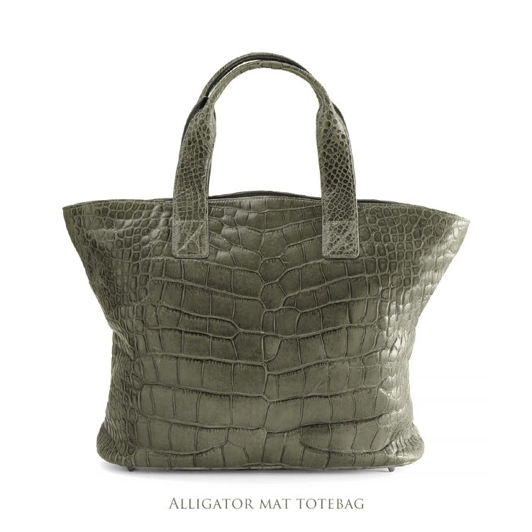 アリゲーターメンズトートバッグマット加工センター取り軽量a4対応自立するA4ビジ